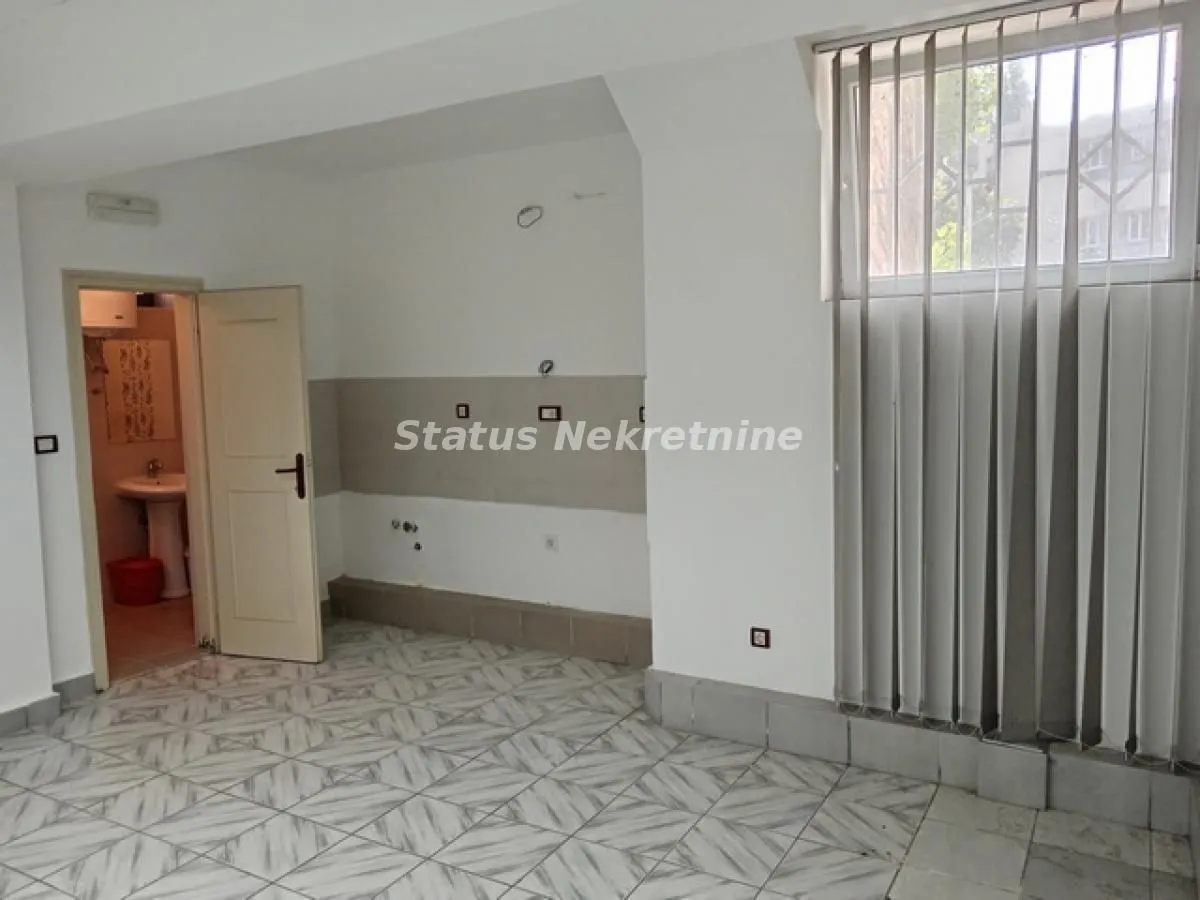 Sale, office space, 84m², Stari grad, Novi Sad