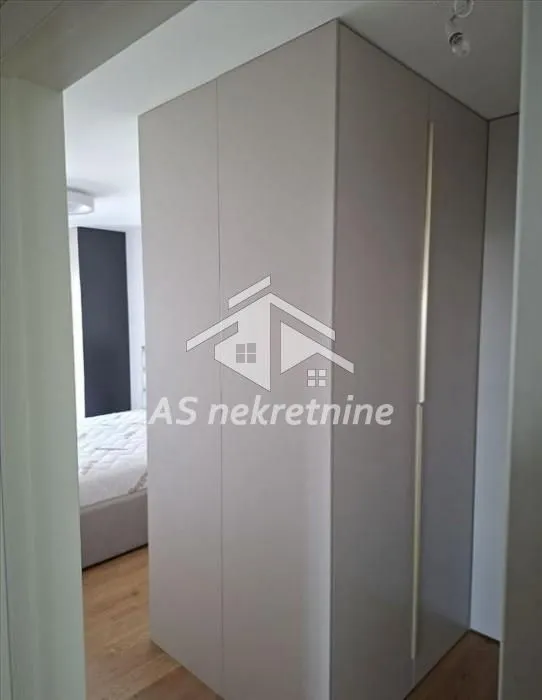 Rent, four bedroom apartment, 105m², Novi Beograd Blok 65, Novi Beograd Sve Podlokacije