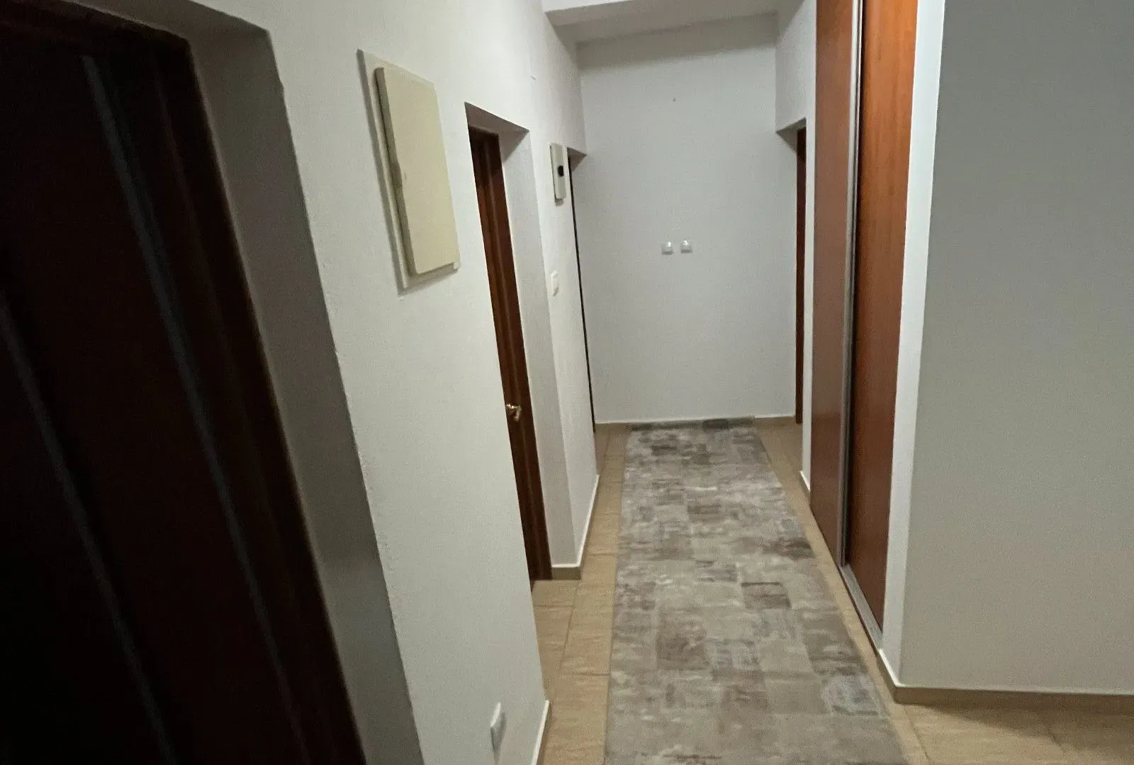 Prodaja, kuća, 200m², Donja Gorica, Podgorica