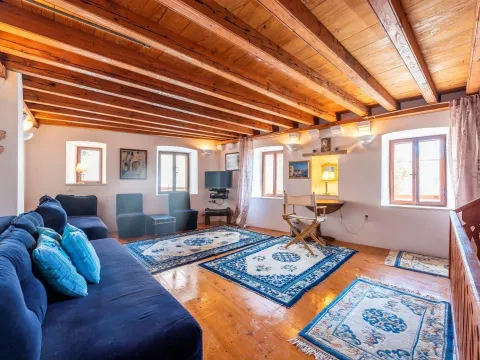 Izdavanje, kuća, 100m², Perast, Kotor - image 3