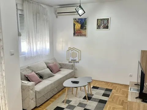 Izdavanje, jednosoban stan, 42m², Zagorič, Podgorica