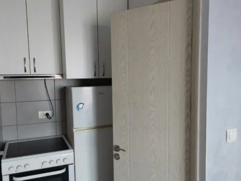 Izdavanje, dvosoban stan, 50m², Podgorica, Crna Gora - image 12