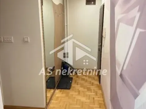 Izdavanje, trosoban stan, 100m², Vukov Spomenik, Zvezdara Sve Podlokacije - image 20