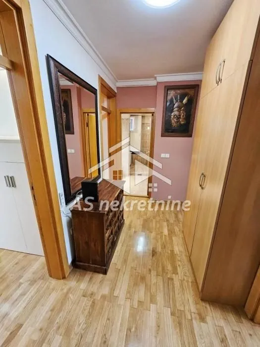 Rent, three bedroom apartment, 80m², Stari Grad, Beograd