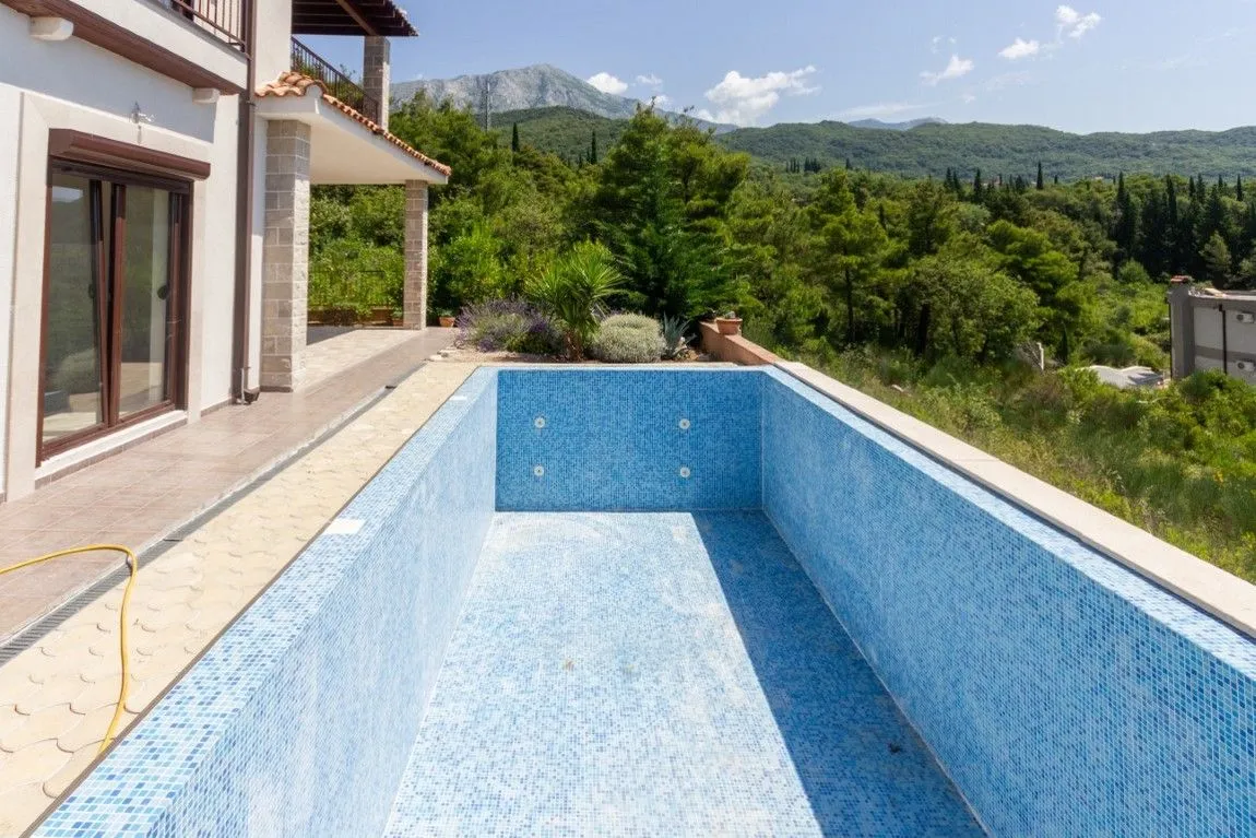 Prodaja, kuća, 193m², Mojdež, Herceg Novi