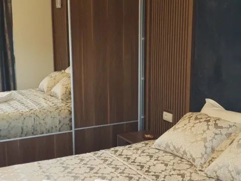 Rent, one bedroom apartment, 50m², Ulcinj, Crna Gora - image 8