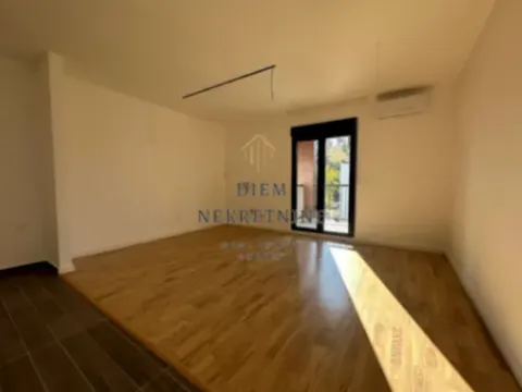 Prodaja, stan, 90m², Zagorič, Podgorica
