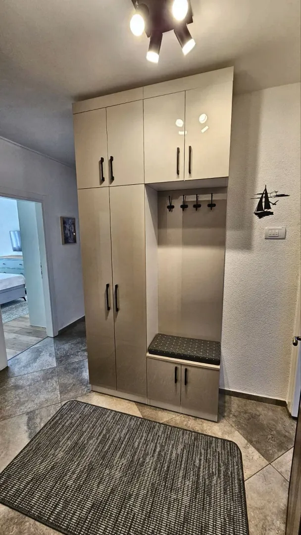 Rent, two bedroom apartment, 52m², Tivat, Crna Gora