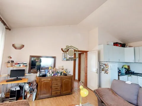 Prodaja, kuća, 54m², Gornja Gorica, Podgorica - image 2