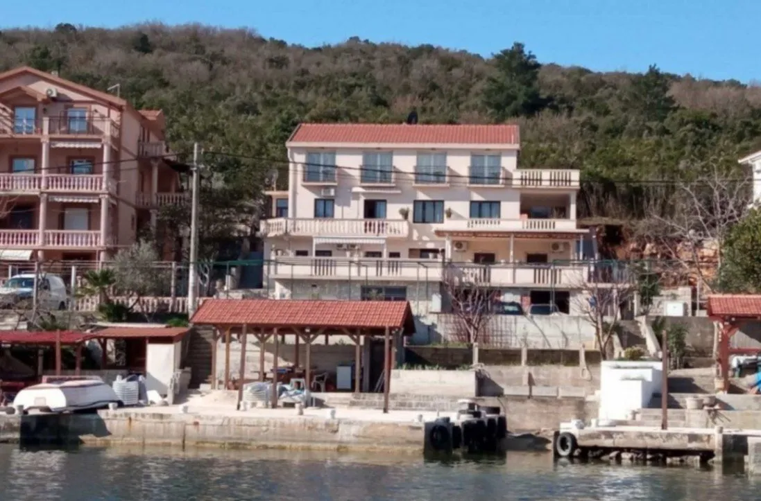 Sale, house, 370m², Obala Đuraševića, Tivat