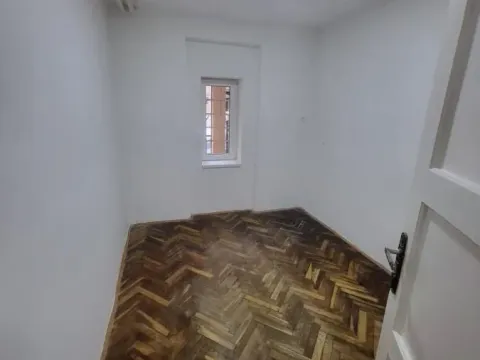 Prodaja, dvosoban stan, 47m², Centar, Novi Sad - image 5