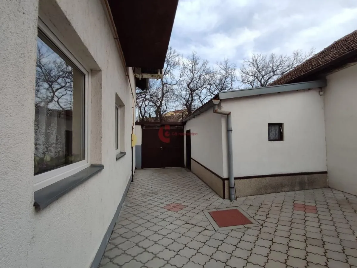 Prodaja, kuća, 224m², Dudova Šuma, Subotica