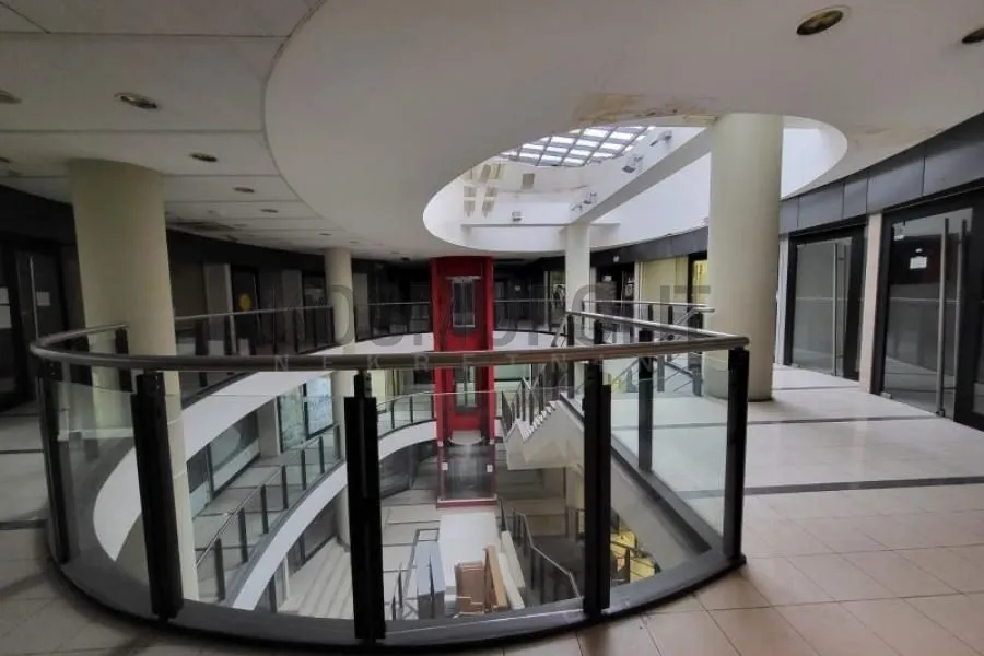 Sale, office space, 20m², Savski Venac, Beograd