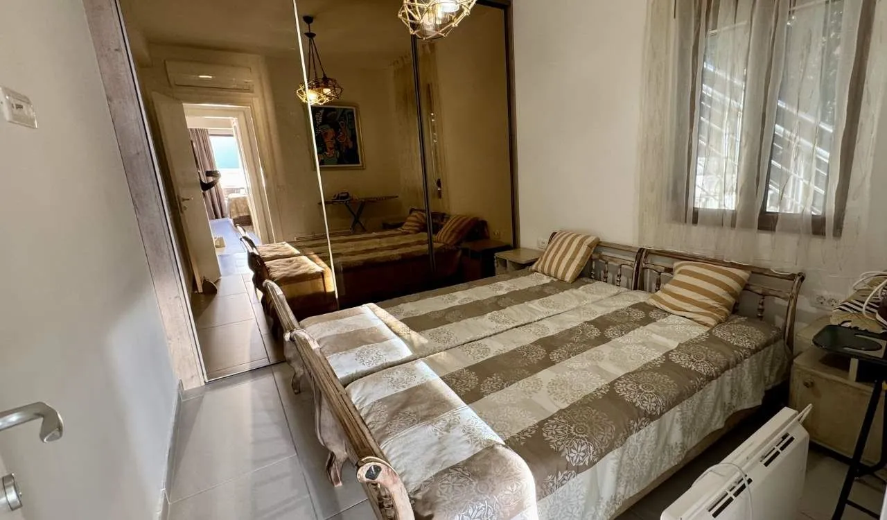 Izdavanje, dvosoban stan, 91m², Opatovo, Tivat