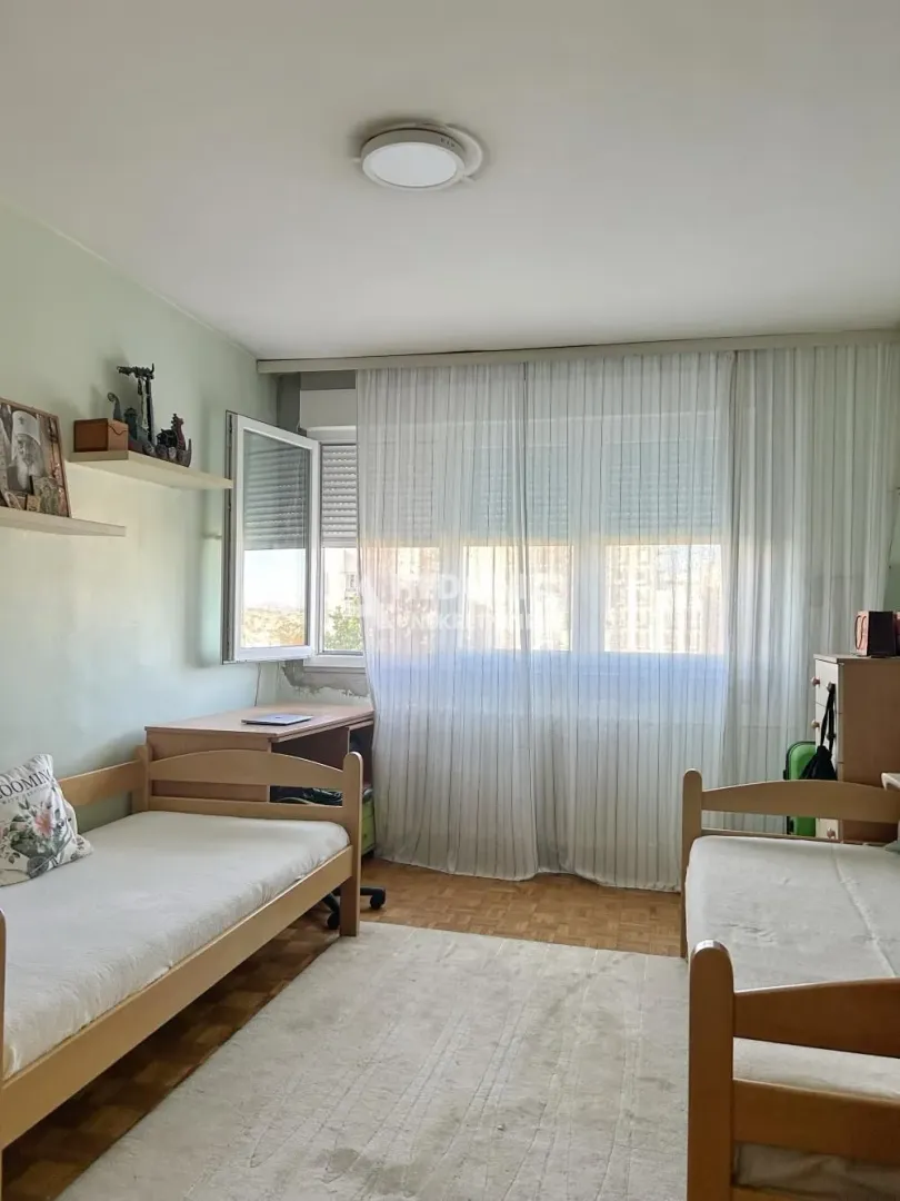 Prodaja, dvosoban stan, 75m², Novi Beograd Blok 63, Novi Beograd Sve Podlokacije