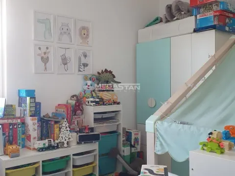 Prodaja, trosoban stan, 75m², Uciteljsko Naselje, Zvezdara Sve Podlokacije - image 5