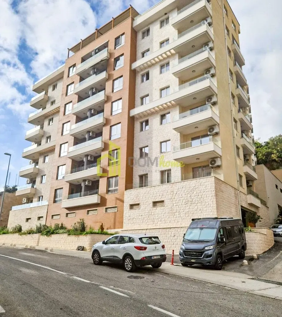 Sale, one bedroom apartment, 48m², Bečići, Budva