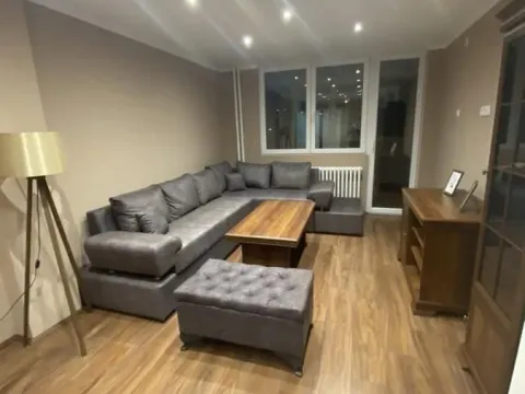 Prodaja, četvorosoban stan, 87m2, Medijana, Niš