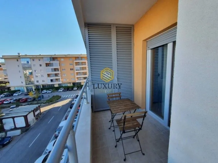 Rent, one bedroom apartment, 51m², City Kvart, Podgorica