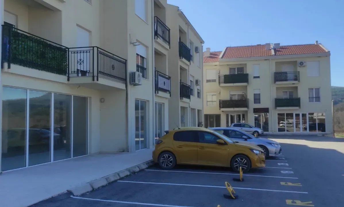 Sale, two bedroom apartment, 119m², Radanovići, Kotor