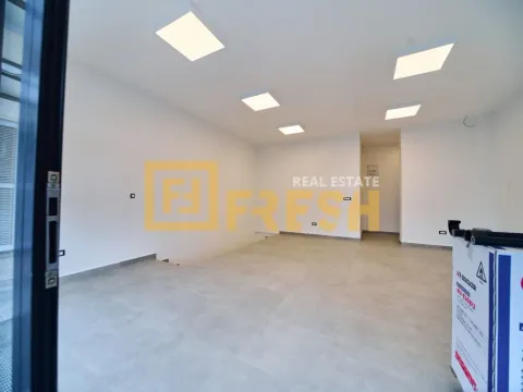 Rent, office space, 95m², City Kvart, Podgorica - image 14