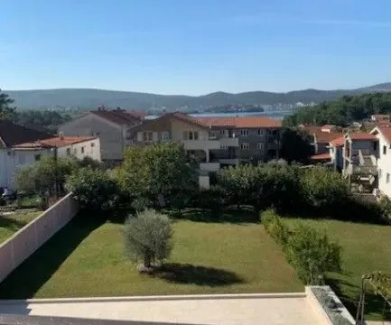 Izdavanje, trosoban stan, 110m², Mrčevac, Tivat - image 7