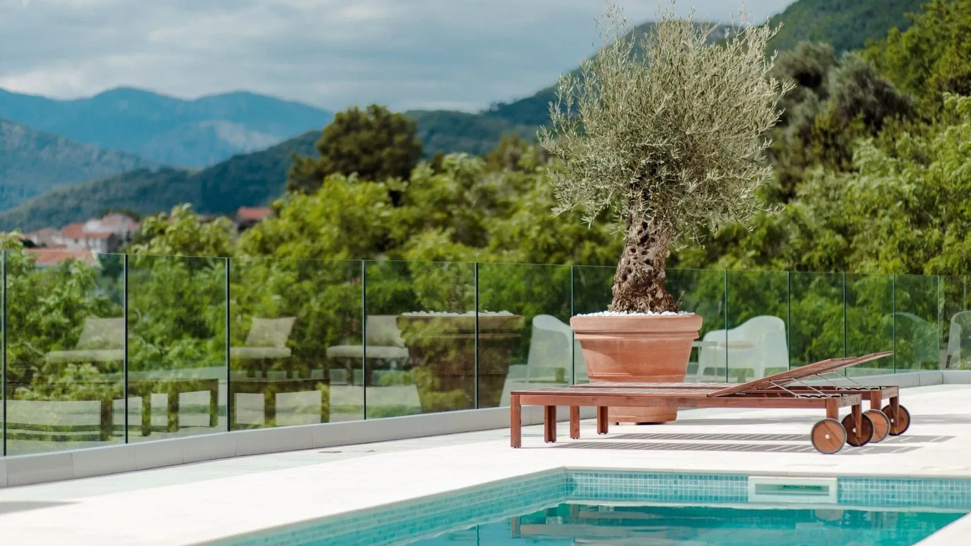 Rent, house, 273m², Marići, Tivat