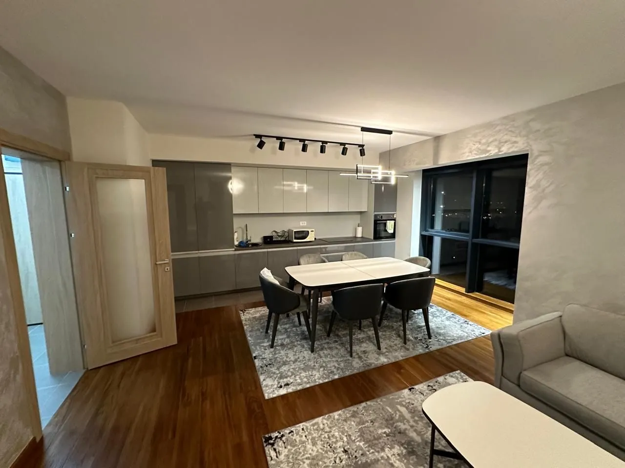Rent, two bedroom apartment, 85m², Master Kvart, Podgorica
