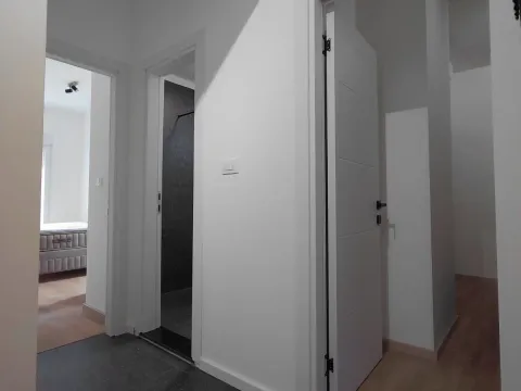 Sale, two bedroom apartment, 67m², Vezirov Most, Podgorica - image 12