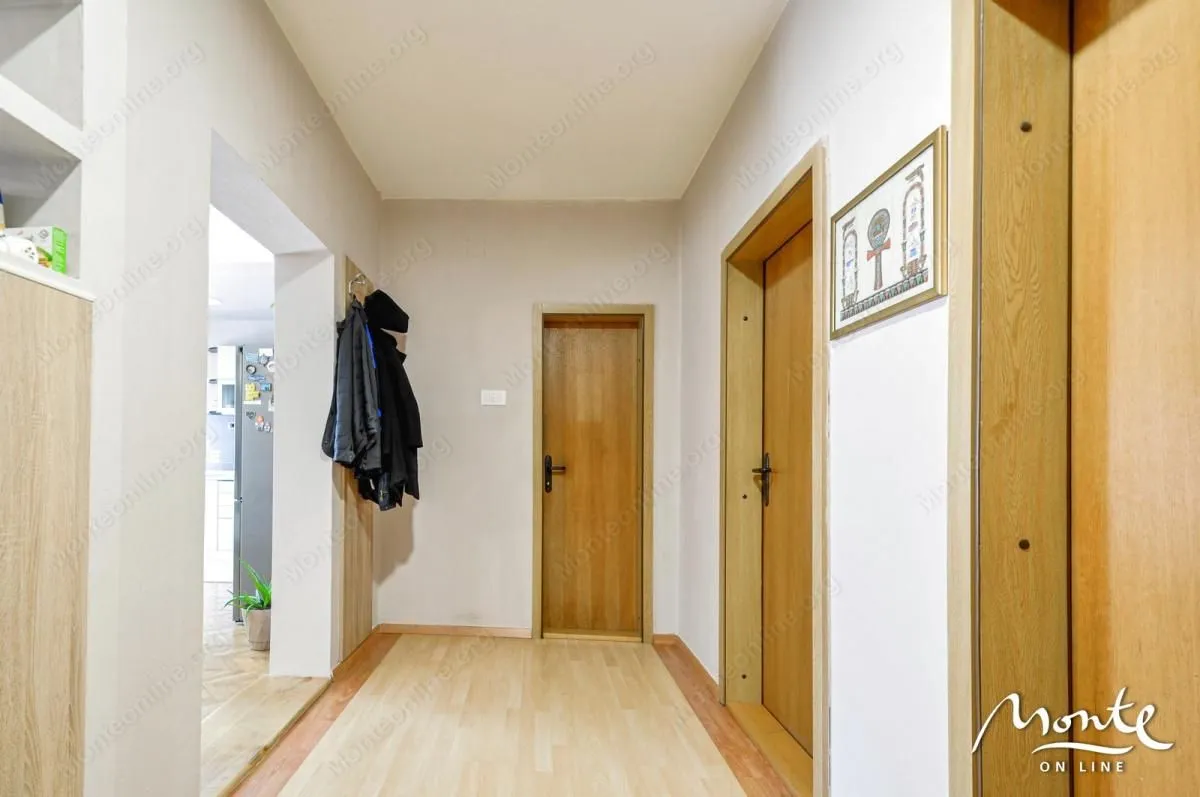 Prodaja, kuća, 525m², Centar, Tivat