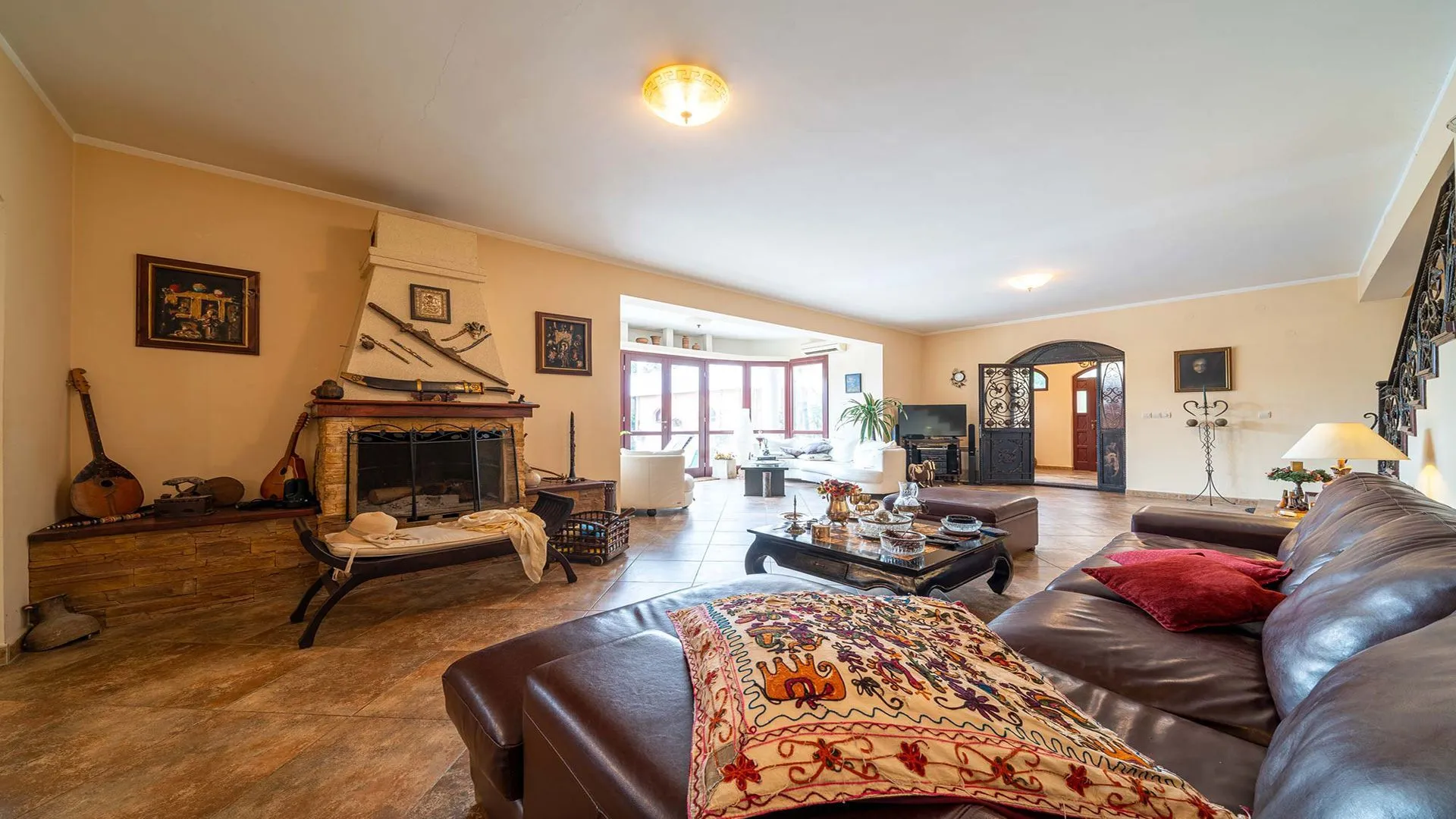 Sale, house, 375m², Kavač, Kotor