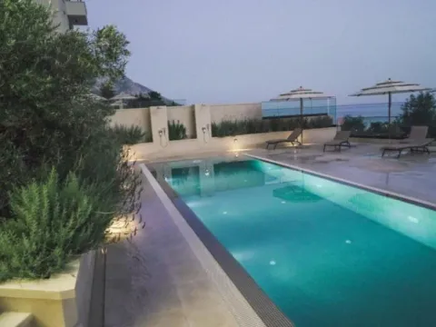 Prodaja, garsonjera, 27m², Bečići, Budva - image 2