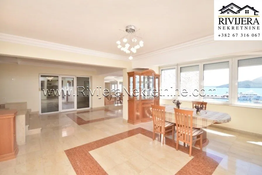 Prodaja, trosoban stan, 263m², Centar, Herceg Novi