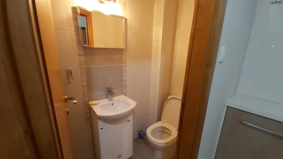 Izdavanje, dvosoban stan, 82m², Preko Morače, Podgorica