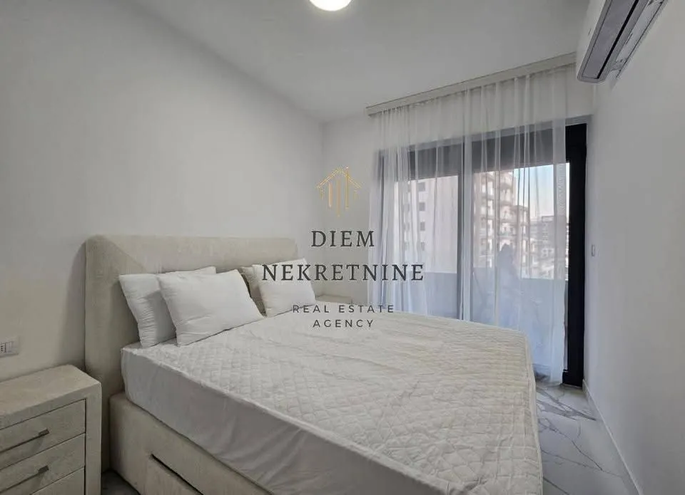 Rent, one bedroom apartment, 55m², Ilino, Bar