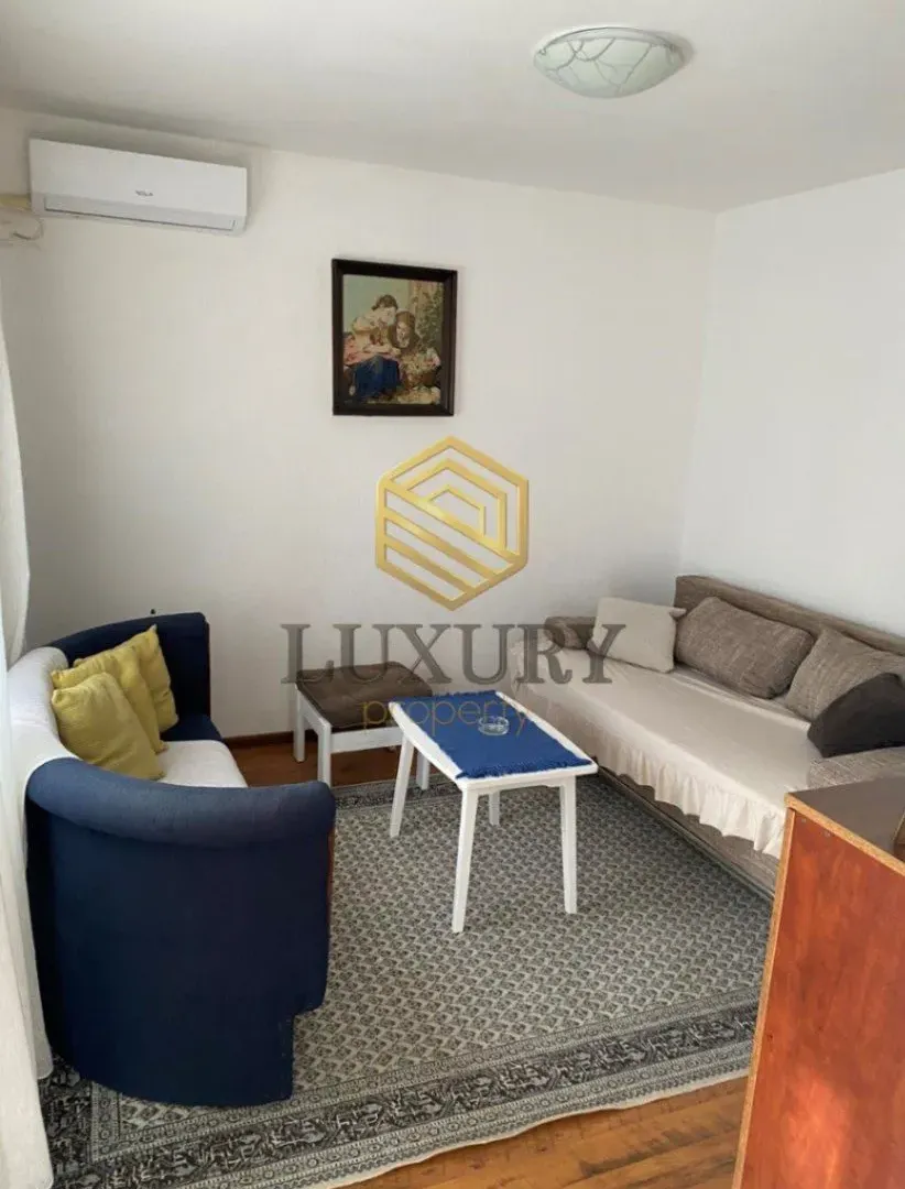 Izdavanje, garsonjera, 30m², Momišići, Podgorica