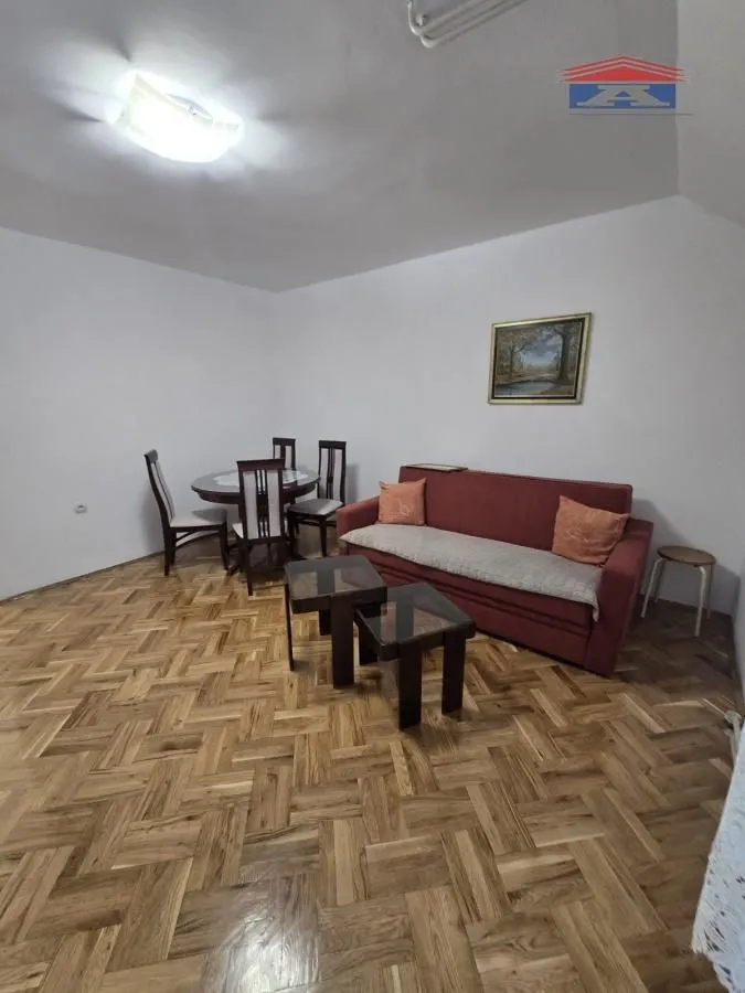Izdavanje, dvosoban stan, 49m², Podbara, Novi Sad Sve Podlokacije