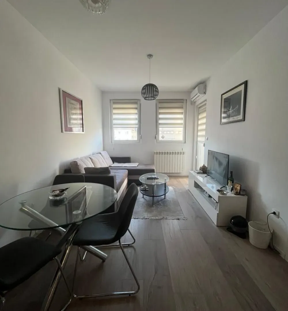 Sale, two bedroom apartment, 57m², Karaburma, Palilula Sve Podlokacije