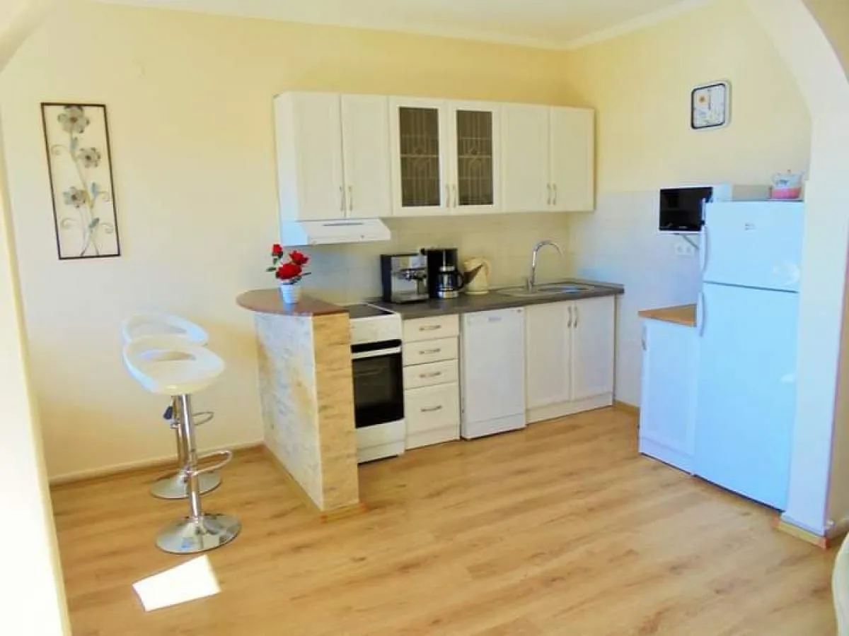 Rent, one bedroom apartment, 55m², Centar, Tivat