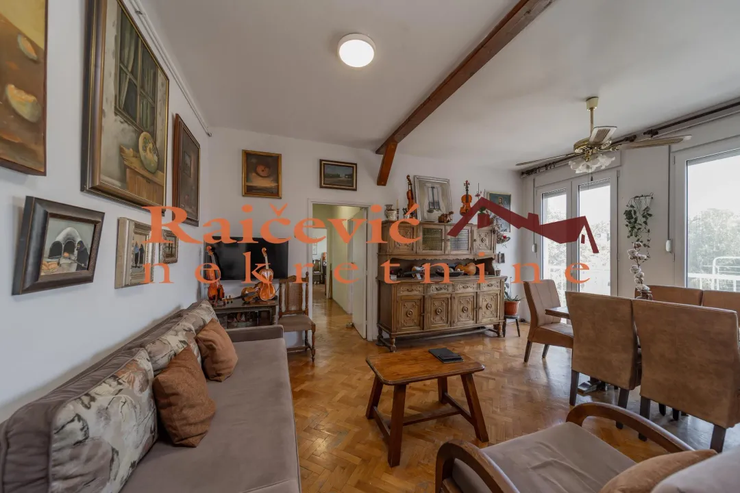 Sale, two bedroom apartment, 68m², Zemun Centar, Zemun Sve Podlokacije