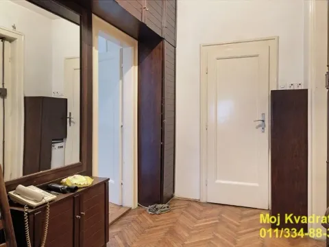 Prodaja, dvosoban stan, 62m², Cvetni Trg, Vračar Sve Podlokacije - image 9