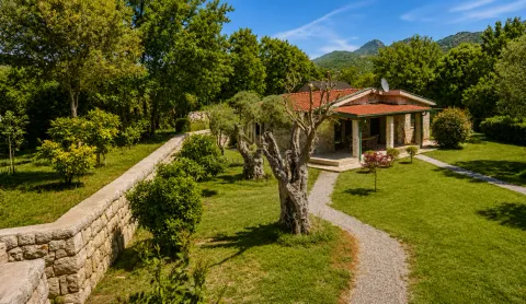 Rent, house, 71m², Lješanska Nahija, Podgorica - image 17