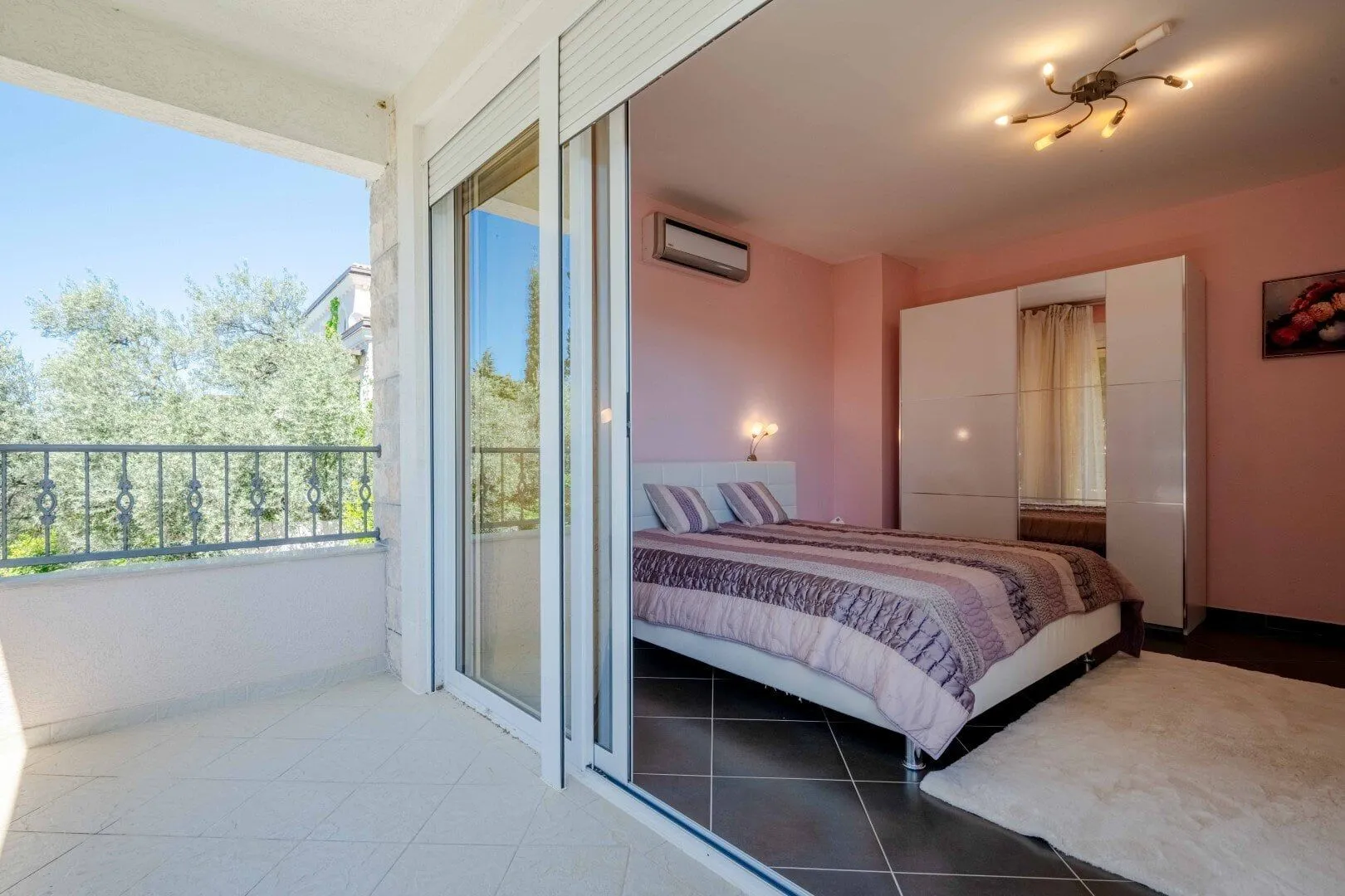 Sale, house, 251m², Katun Reževići, Budva