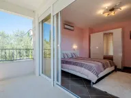 Sale, house, 251m², Katun Reževići, Budva - image 16