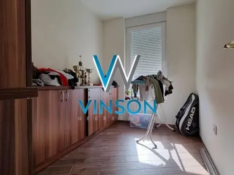 Izdavanje, kuća, 300m², Veternička rampa, Novi Sad Sve Podlokacije - image 12