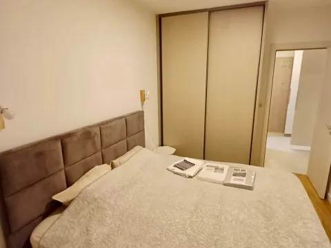 Rent, one bedroom apartment, 49m², Central Point, Podgorica - image 9