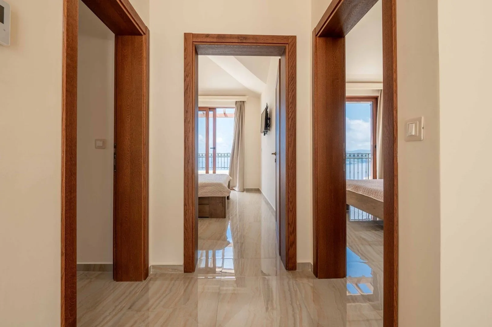 Sale, house, 335m², Blizikuće, Budva
