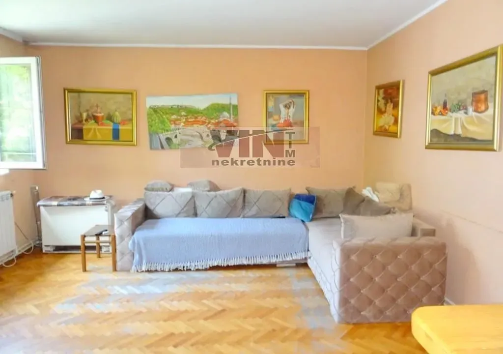 Sale, three bedroom apartment, 71m², Karaburma, Palilula Sve Podlokacije
