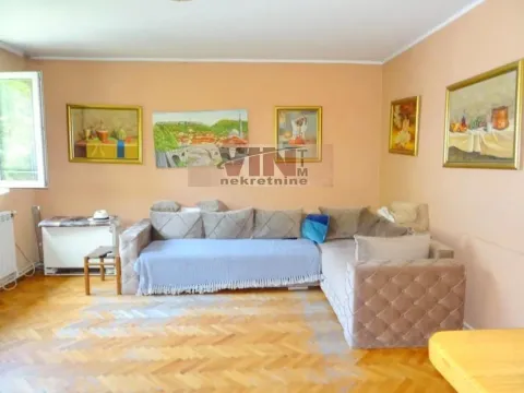 Prodaja, trosoban stan, 71m², Karaburma, Palilula Sve Podlokacije