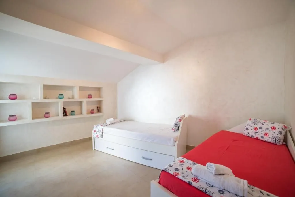 Rent, two bedroom apartment, 50m², Centar, Budva